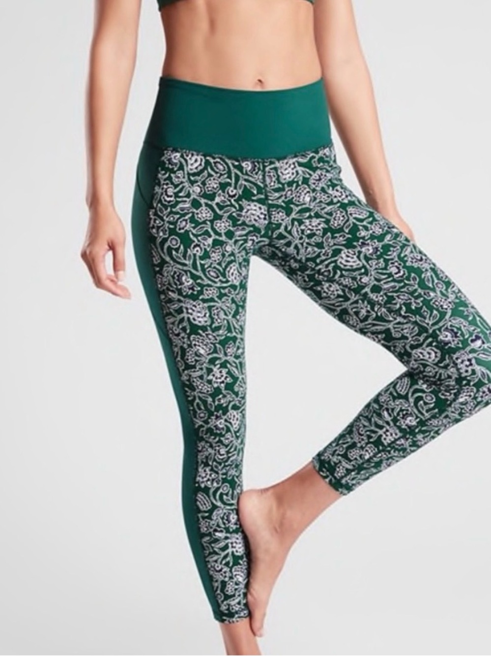 Athleta Dragonfly Green Floral Affirmation Powervita 7/8 Leggings Size Small